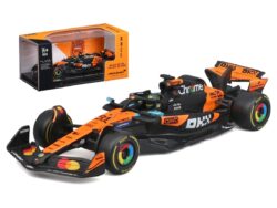 Mclaren MCL39 #81 Oscar Piastri 2025 in luxe bewaarcase met helm 1:43