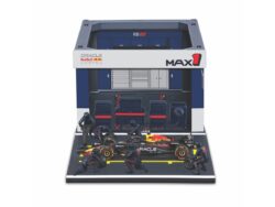 Red Bull Rb21 #1 Max Verstappen 2025   - Pit Pass Set 1:43 Blauw