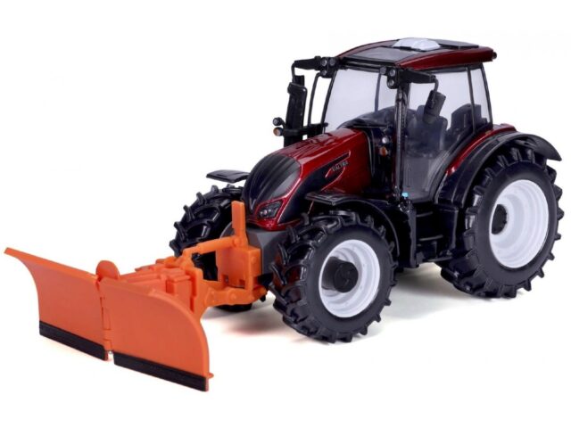 Valtra N174 TRACTOR + SNOW PLOUGH