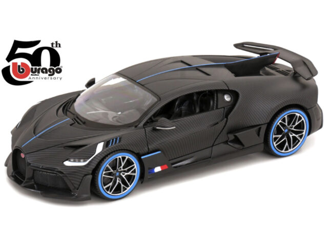 Bugatti Divo - Bburago - 50th Anniversary Model - 1:18 Carbon - Limited Edition
