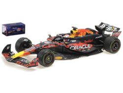 Red Bull RB20 #1 MAX VERSTAPPEN F1 2024 With Helmet "Silverstone" limited edition